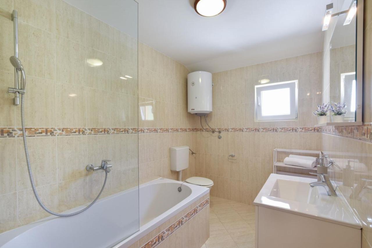 Villa Josip Near Omis , Private Pool Zewnętrze zdjęcie